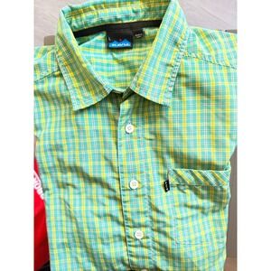 Kavu men's Large short sleeve button up green plaid shirt‎